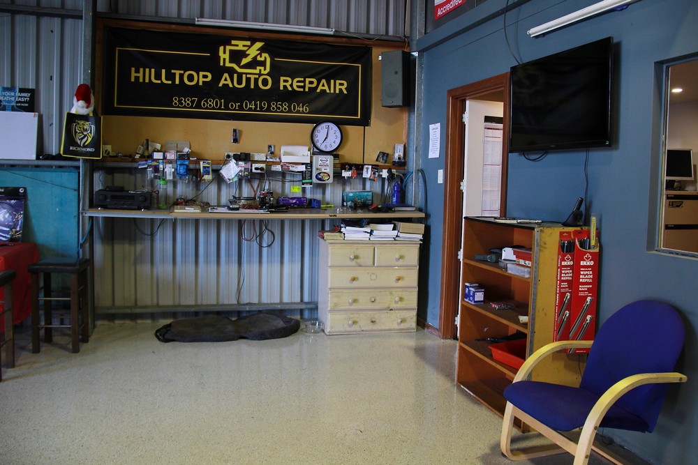 Mechanic Happy Valley hilltop auto repairs and radiator specialist